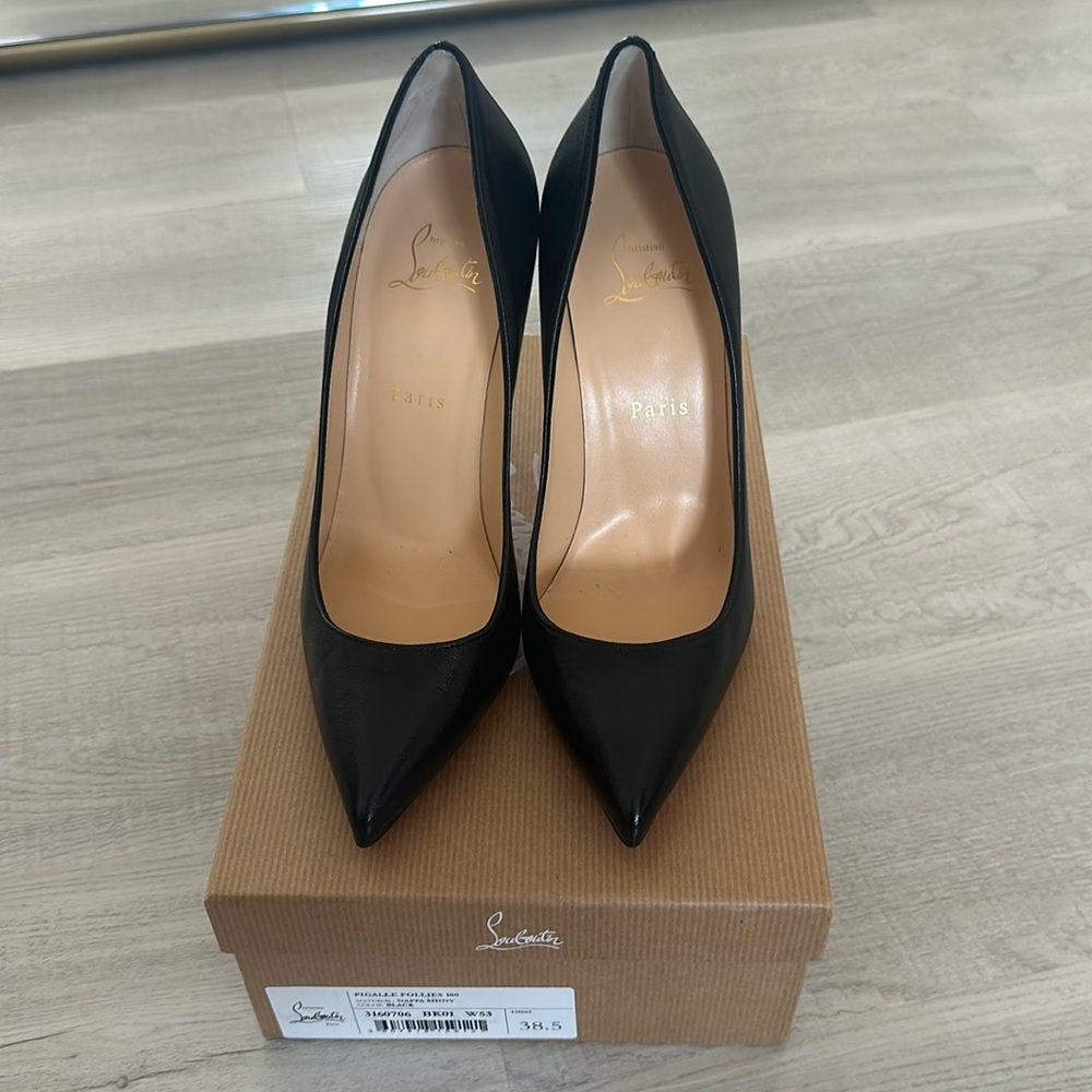 Christian Louboutins Apostrophy Pump 100 Napa Black 38.5